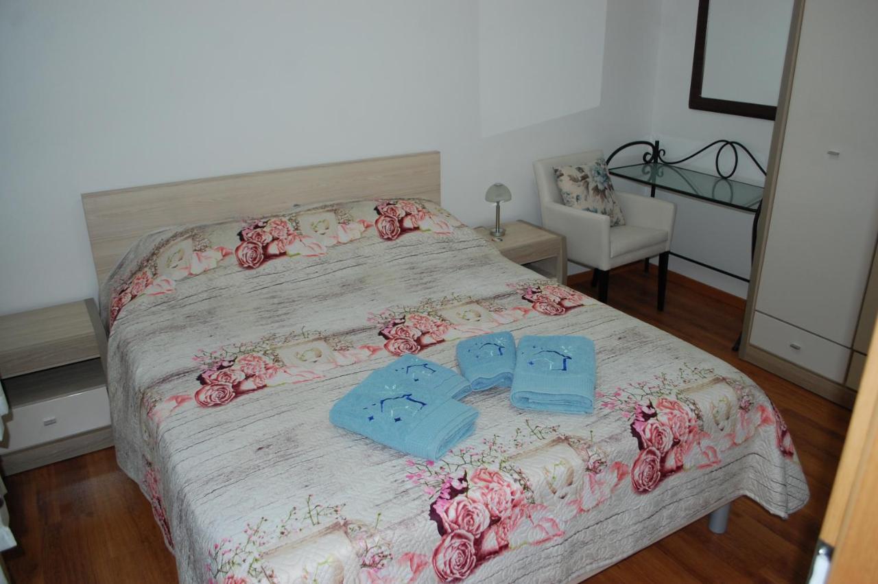 Apartmani Diana Novigrad Istria Kültér fotó