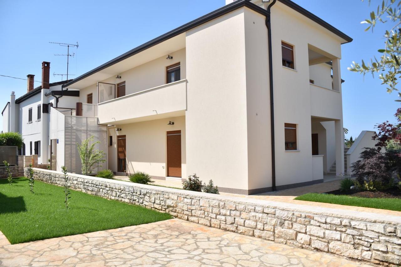 Apartmani Diana Novigrad Istria Kültér fotó